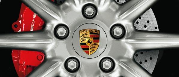 Wheel centres Set of wheel centre caps with full-colour Porsche Crest.