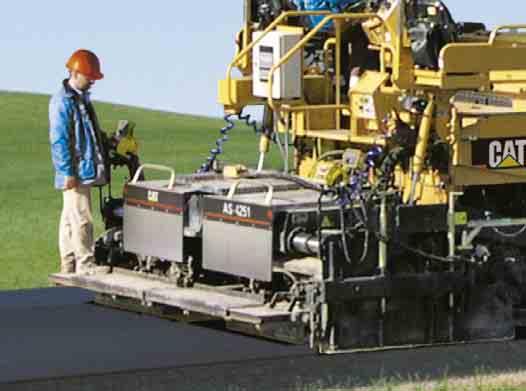 The screed combined with Cat asphalt pavers offers high maneuverability and advanced technology that make it an ideal piece of machinery for paving applications on medium-to-large scale sites, where