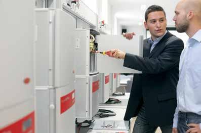 Fronius training Blindext courses / 71 OVERVIEW OF OUR TRAINING PROGRAMME / Impress your customers with your technical and service expertise.