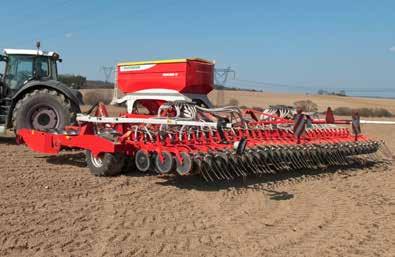 n The flexing characteristics of the tyres promote self-cleaning and improve the fine structure of the tilth.