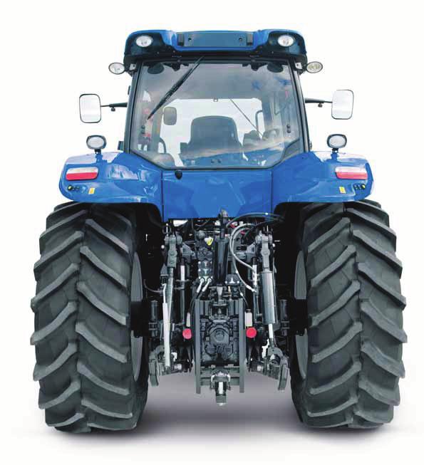 18 19 FRONT & REAR LINKAGE READY FOR MODERN DEMANDS HEAVY MOUNTED EQUIPMENT MEETS BIG LIFT CAPACITY With a lift capacity of up to 10200kg, a T8 series tractor has the rear linkage capacity to cope