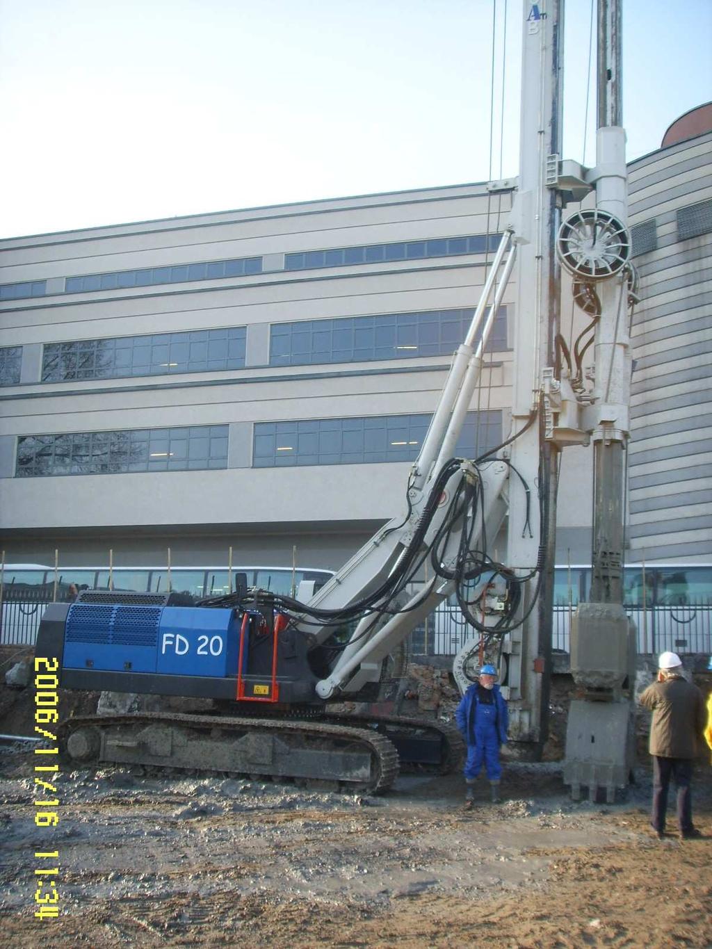 plant of the drilling rig; Crane mounted CHP 100K hydraulic power pack meant to actuate the HGG Kelly; Possibility to hydraulically correct the verticality of the telescopic shaft assembly