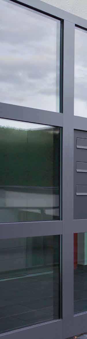 TOPCOMFORT Glass entrance doors for well-lit entrance areas Our TopComfort glass entrance doors create a bright and cheerful entrance area with solid equipment.