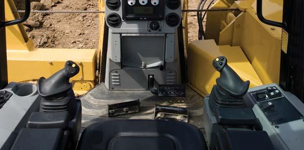 Individual wrist pads and armrests can be adjusted independently for optimum comfort. Pipelayer Control Right joystick places all of the boom, hook and counterweight function control in one hand.