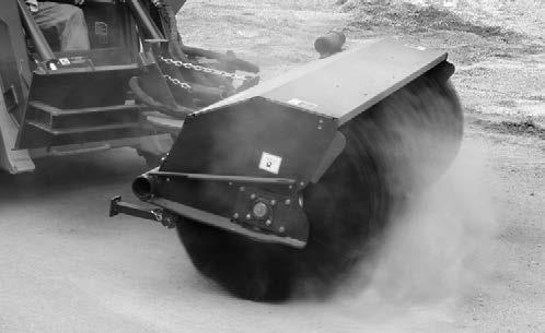 BROOMS AB-Series Angle Brooms Universal skid steer quick coupler mount (per SAE J2513) 32-inch diameter, quick change broom core Standard 6- and 7-foot brush; 30-degree angle, left or right