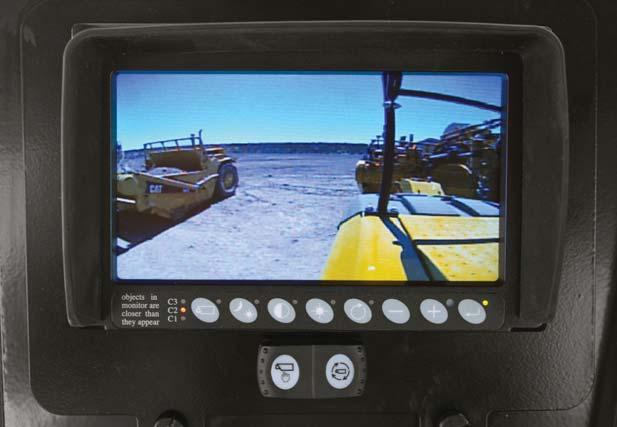 With Sequence Assist, up to 14 individual implement and machine commands are replaced by four touches of a button, allowing the operator additional time to prepare for the loading cycle and