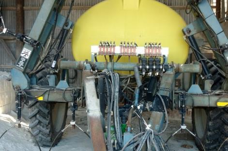 SS tank, 50 ft booms, poly boom lines with rubber hose, 3 section shutoff valve, single body