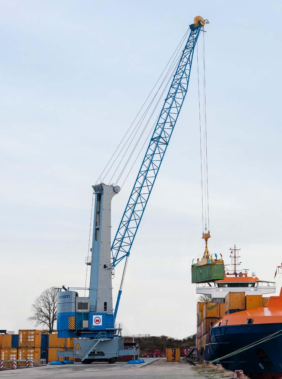 2 3 MODEL 5 MOBILE HARBOR CRANES FUNCTIONAL DESIGN AND POWERFUL PERFORMANCE Gottwald Model 5 Mobile Harbor Canes are very powerful, electrically driven two-rope cranes and are the largest in the