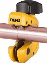 EMS AS St Pipe cutters obust quality tools for cutting pipes. Meets high demands and long service life. Steel pipes Ø ⅛ 4", Ø 10 115 mm EMS cutter wheels for other makes see page 72.