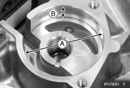) Measure the thickness [B] of the outer rotor with a micrometer at several points. If the rotor thickness is less than the service limit, replace both the inner and outer rotor with new ones.