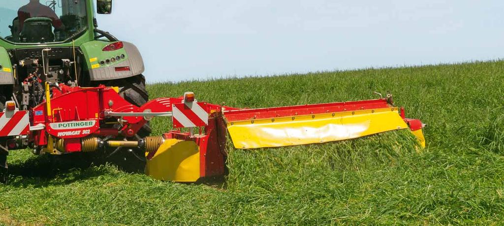 Optimised ground tracking and sward conservation thanks to reduced pressure on the ground is what farmers demand on all mowers.