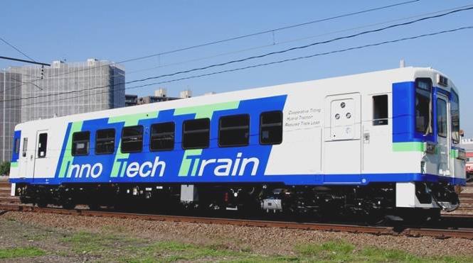 Transmission Fig.9 ITT(Innovative Technology Train) MA hybrid system is installed The engine used for the MA system is a common-rail diesel engine with a displacement of 13.