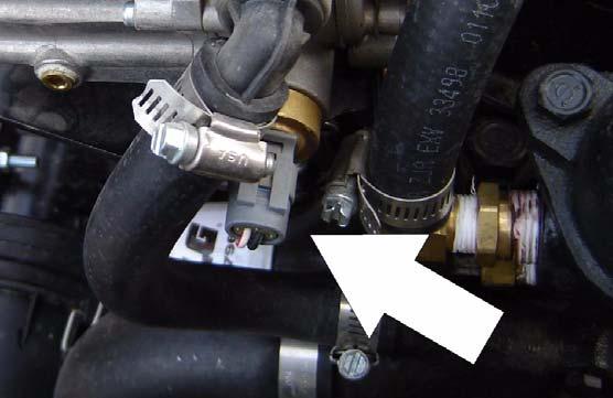 SECTION 6 - GENERAL SPECIFICATIONS & OPERATOR MAINTENANCE 4. Push in the Emergency Switch once the engine stops. 5.