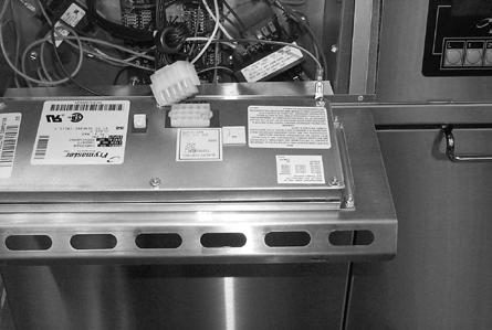 RE SERIES E 4 ELECTRIC FRYERS CHAPTER 1: SERVICE PROCEDURES 1.1 General Before performing any maintenance on your Frymaster fryer, disconnect the fryer from the electrical power supply.