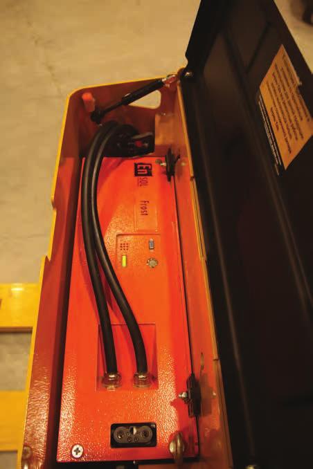 * OneCharge FROST * OneCharge engineers developed the Frost battery designed specifically for work in cold storage warehouses.