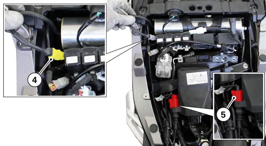 5) Disconnect the pre-load adjustment connector (4) and rear shock