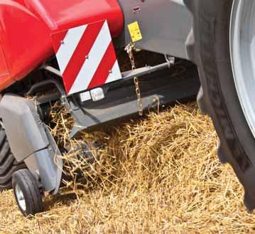 The new design gives allimportant ground clearance during baling and transportation.