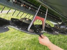 Perfect protection, quick maintenance Any Fendt disc mower is secured in several different ways against overload.