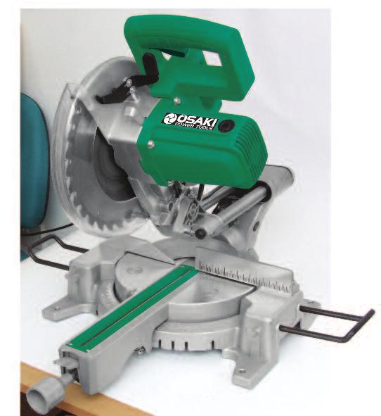 Circular Saw with Laser Guidance 185mm (7 1/ 4 ) Laser guidance for precision cutting. Low weight, durable magnesium alloy gear housing.
