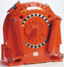 Multi-disc parking brakes (MDA brakes) are available for the two compact motors CA and CB. They are wet-type brakes. Here, the individual chambers are filled with oil.
