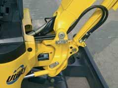 This device allows to shift from the maximum stability configuration, for working, to the minimum width, less than one meter, to drive through restricted passages or