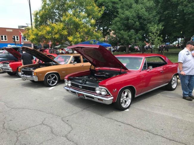 Let s see a good turnout of Chevelles and Elcos July---------18: Brookdale Senior Care Facility, independent living, 6101 W 119th Street (between Nall and