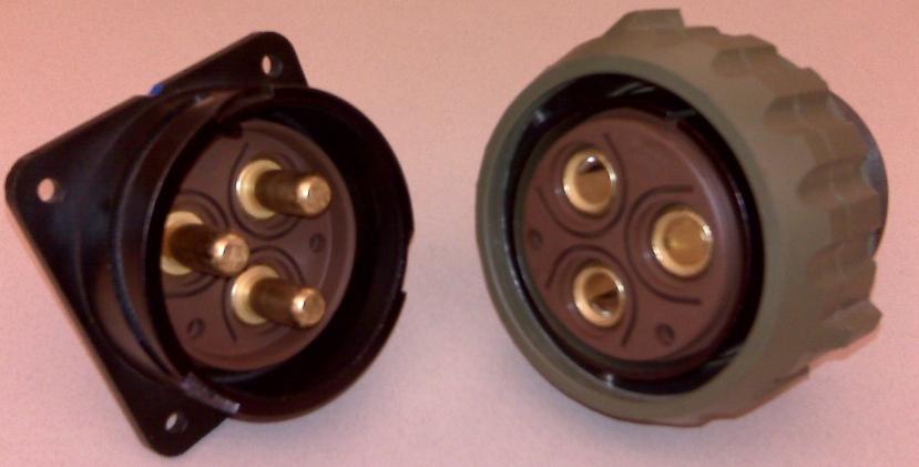 and QWLD connector shells Size 1/0 contacts can be Radsok,