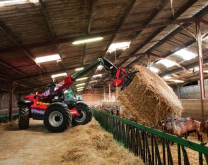 simply compact! Very compact dimensions allow you to reach even the most confined areas of yourfarm.