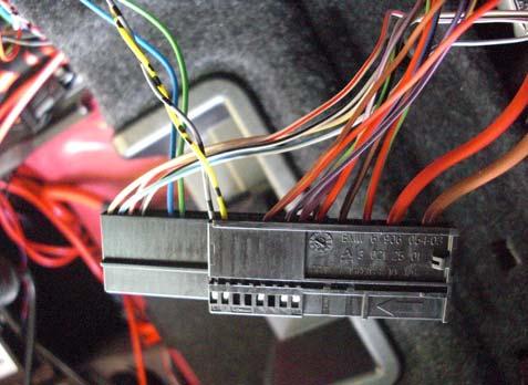 Take care that the blue wire will lead to the grey/black wire and the red/black wire leads to the orange/green wire.