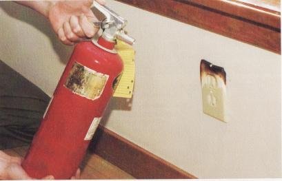Electrical Fire Use an extinguisher that s safe for electrical fires Never use water; you might get shocked; water can conduct electricity Turn off house power If