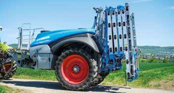 outstanding precision of application Compact design due to rear-folding boom, resulting in excellent road handling and a clear view Low