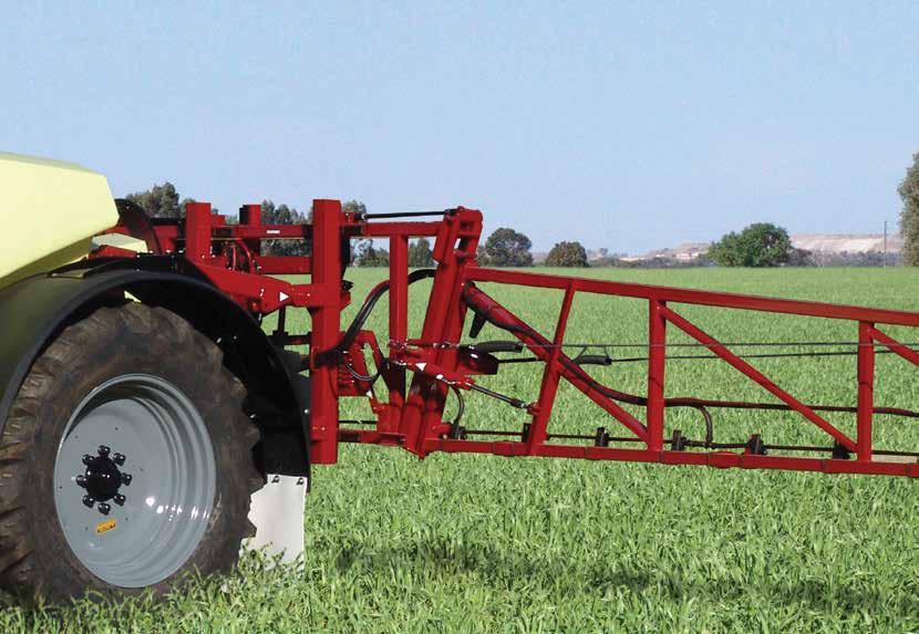 NAVIGATOR Precision spraying NAVIGATOR has the lowest centre of gravity in its class and is available in 3000 &