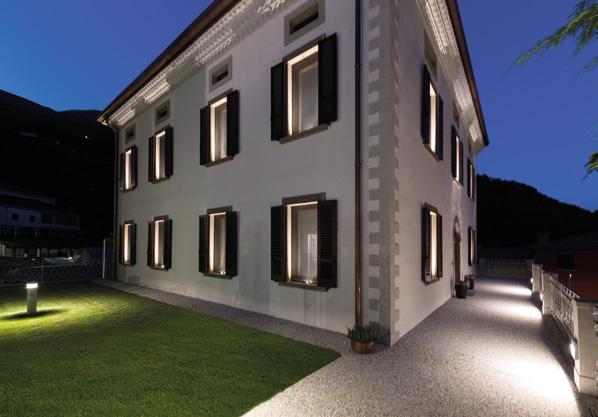 Canonica del Vicario, Palazzago, Bergamo, Italy ph. Paolo Stroppa NANOLED FRAME Recessed mounted accent lighting Body made of AISI 316L monoblock stainless steel. Protruding shaped glass diffuser.