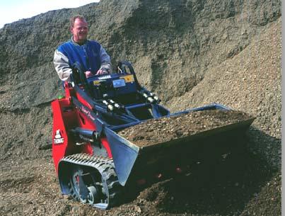 This reliable top of the line industry workhorse provides serious power to the wheels through the loaders heavy duty low speed high torque hydraulic motors and heavy duty chain drive system.