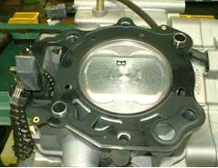 6. CYLINDER HEAD/VALVE Cylinder Head Installation Clean up all residues and foreign