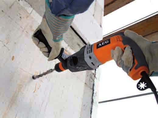 HammEr systems 31 sds-plus COmBi HammEr Model: KH 28 super XE Powerful 1010 watt motor 28 mm drilling capacity in concrete rotary stop for light chiselling applications soft hammer mode reduces blow