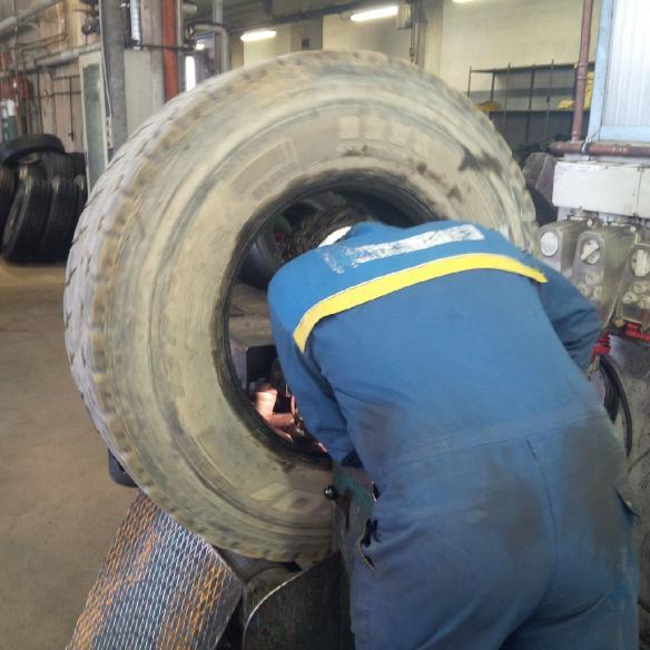 * LCA 54 0451 001 14 * ASMARA * --- * -- * R109 * Page 6 2.2.7.2. Requirements of regulation 2.2.7.2.1. Presence of E/e mark Only tires having e or E mark will be accepted in production under ECE R109 status.