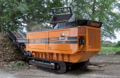 It is a tracked version. The DW 3060 SA is equal to the DW 3060, but it is mounted on a semitrailer chassis.
