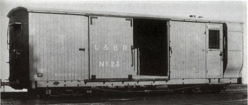 Later, Van 23 arrived painted light grey, and the first two vehicles were repainted light grey at an unknown