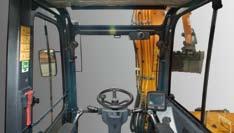 The R55W-9A operator's cab is designed for a comfortable operating experience.