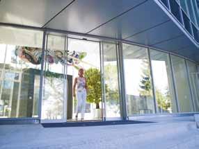 This shortens installation time and reduces service and maintenance costs. Mechanics The absence of noise is the most striking feature of record automatic doors.