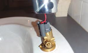 mm Allen key and carefully lift the Chromed tap body vertically off the hob mount. IMAGE Be careful not to lift too high as cables will still be connected.. Disconnect sensor cable from solenoid valve.