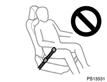 Seat belt extender If your seat belts cannot be fastened securely because they are not long enough, a personalized seat belt extender is available from your Toyota dealer free of charge.