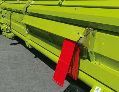 For these working widths, CLAAS uses the principle of the divided reel and intake auger as well as a divided knife bar. Precise adjustment produces the best results.
