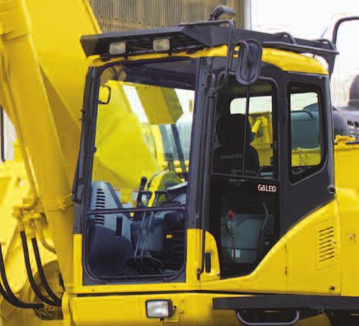 H YDRAULIC E XCAVATOR PC600LC-8 WORKING ENVIRONMENT The cab interior is spacious and provides a comfortable working environment Large Comfortable Cab Comfortable Cab The new PC600LC-8 cab offers an