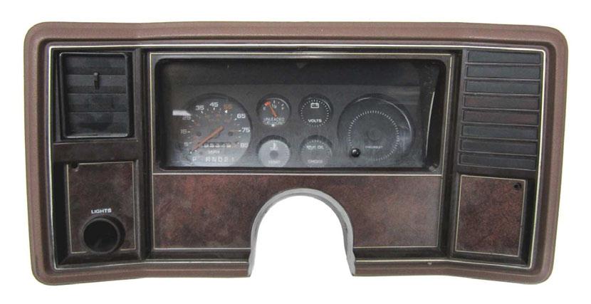 sweep-style speedometer) Universal Your new VHX-78C-MC kit includes: Sender Pack Installation Manuals VHX Display