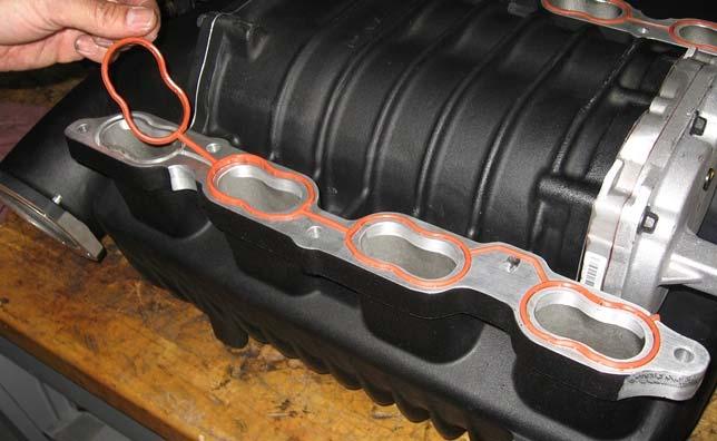 17-4 (j) Cover all eight injector ports in the cylinder heads and all open fuel lines to prevent debris contamination.