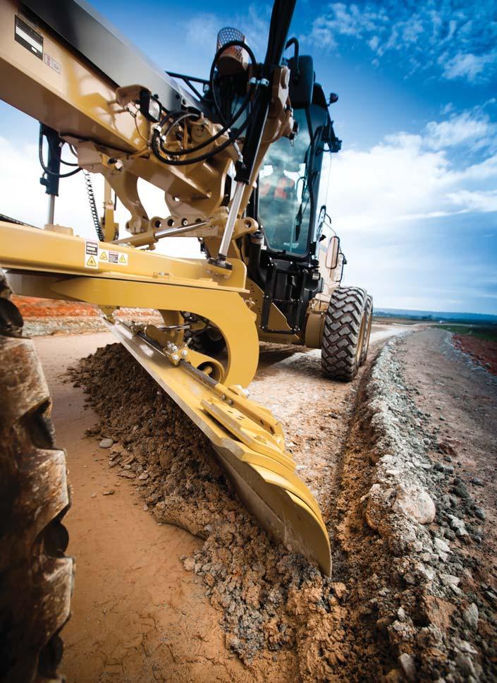 Work Tools and Attachments Equip your machine for the job Moldboard Options The 12M, 140M and 160M motor graders come equipped with a 3.7 m (12 ft) moldboard.