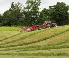 Protection of forage quality is maximised with the Lely Hibiscus 1515 CD (Profi), designed, so that none of the wheels come in contact with the crop, not even the transport wheels.