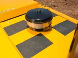 Hydraulic oil filter Every 500 hours 6 *Using genuine JCB oils and filters Here to help 4 To keep downtime to